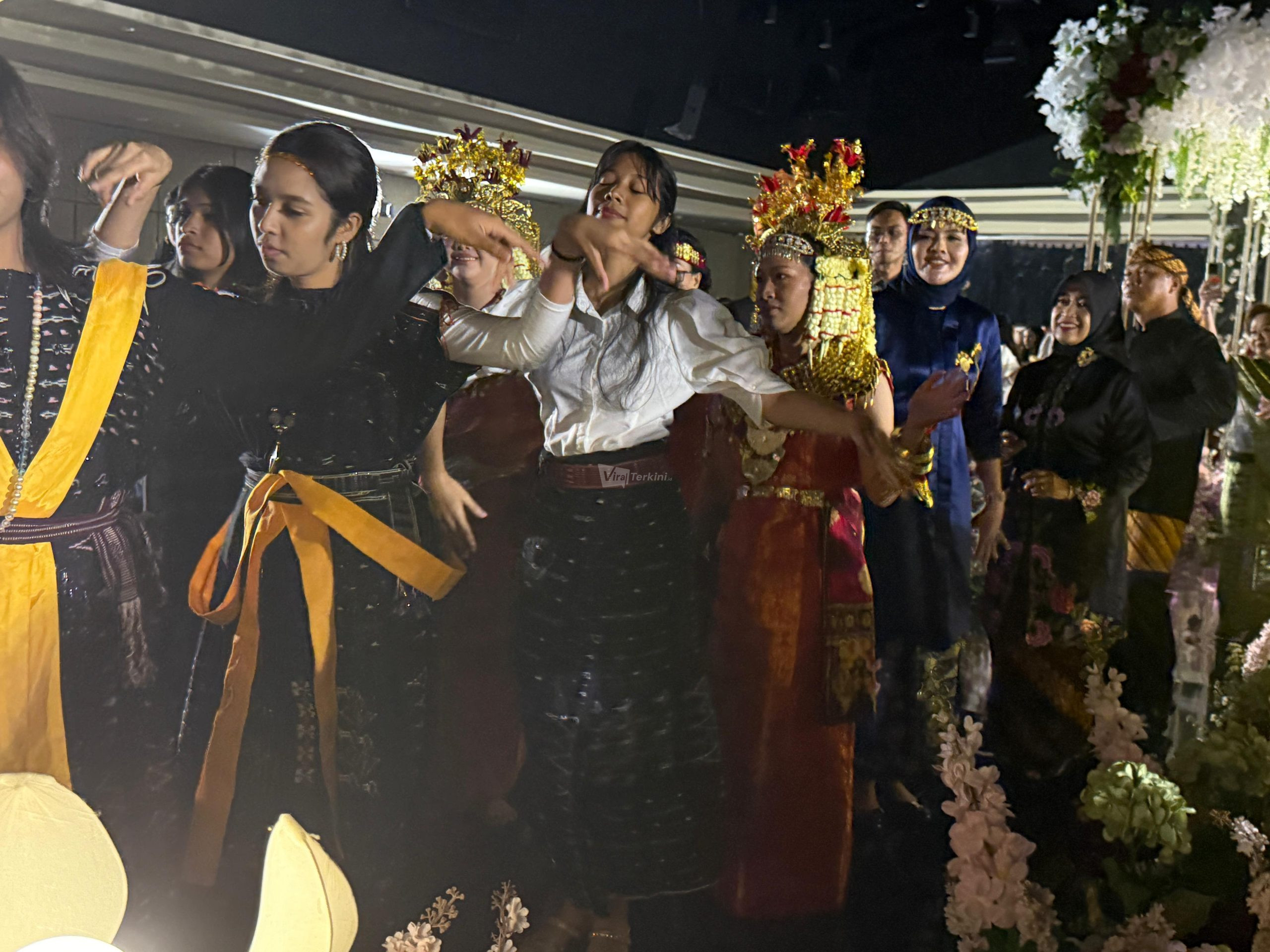 Unik & Menarik Di Momen Pernikahan, Para Tokoh Nasional Ini Nyanyikan Lagu Cinta Tanah Air