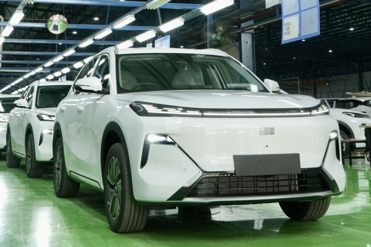 Geely Bersaing di Indonesia dengn Produksi Lokal Kendaraan di Purwakarta